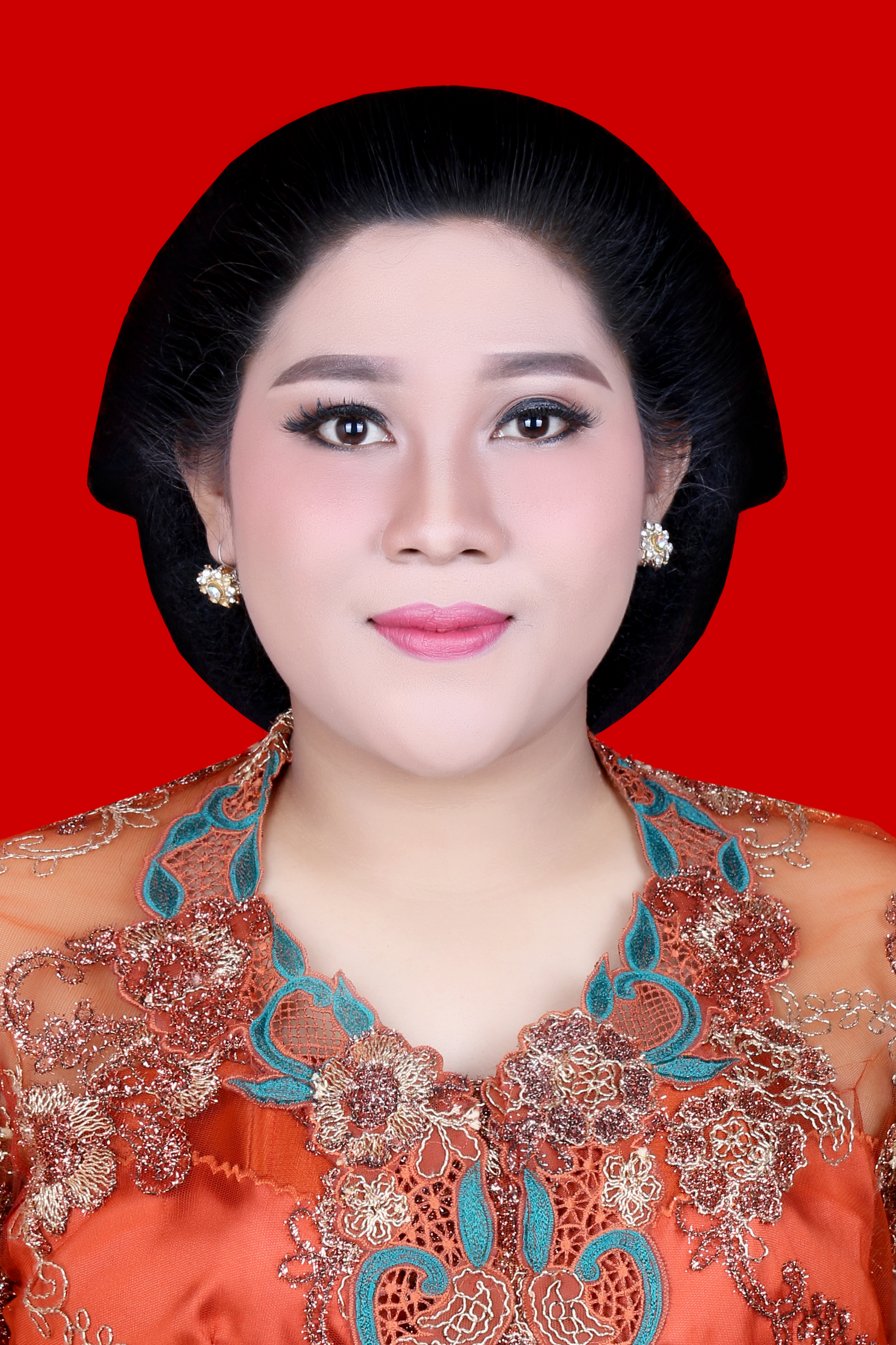 Give Sri Sugenah Respatiningsih