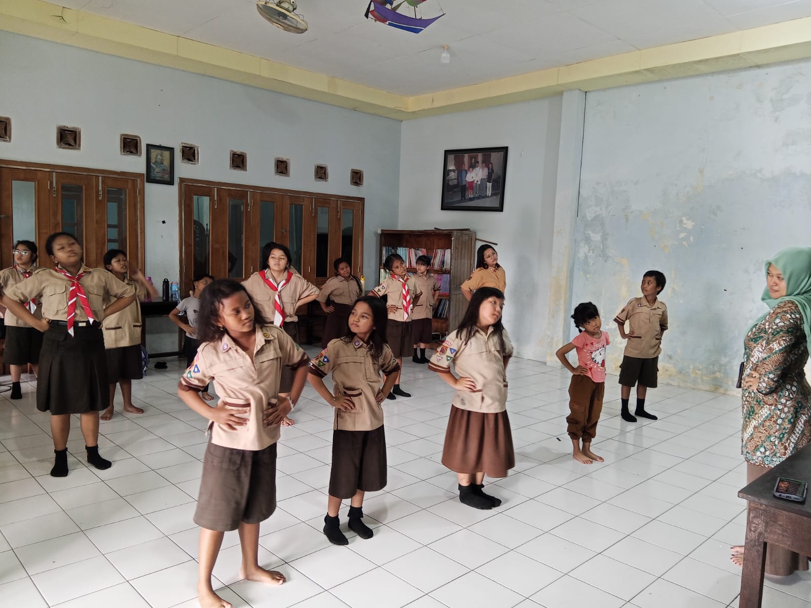 Tari