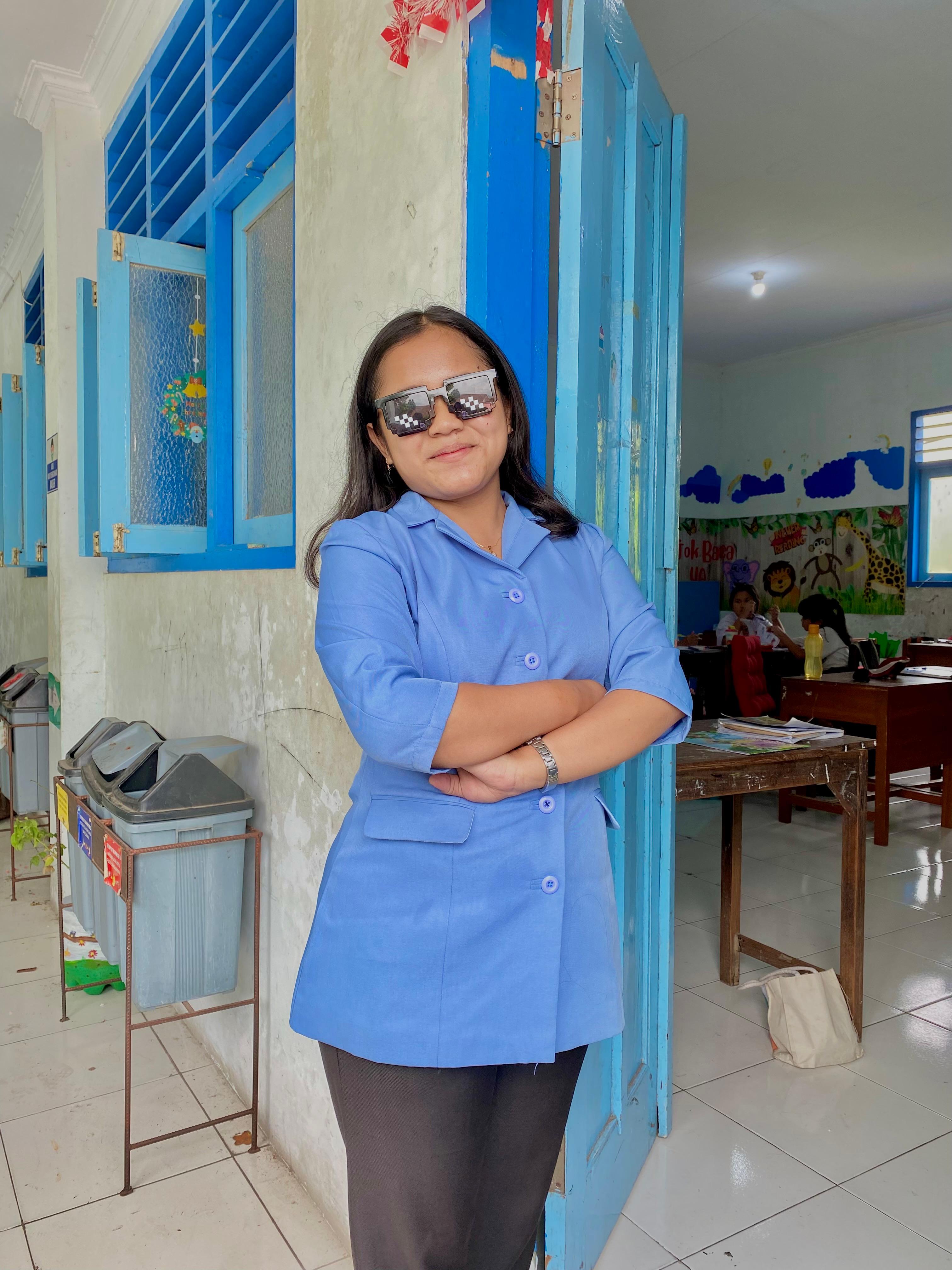 B. DESI RETNO PRATIWI,S.Pd.