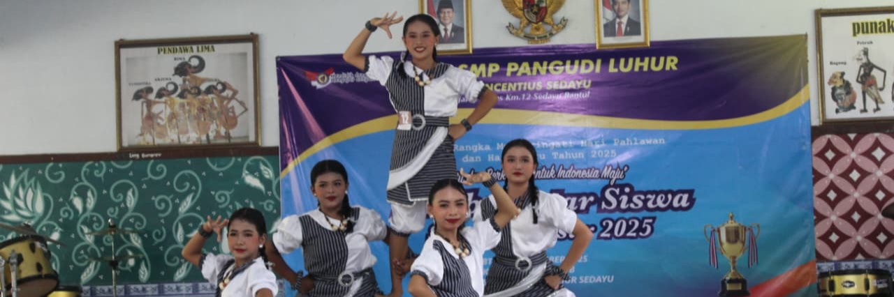 Lomba tari di SMP PL Sedayu