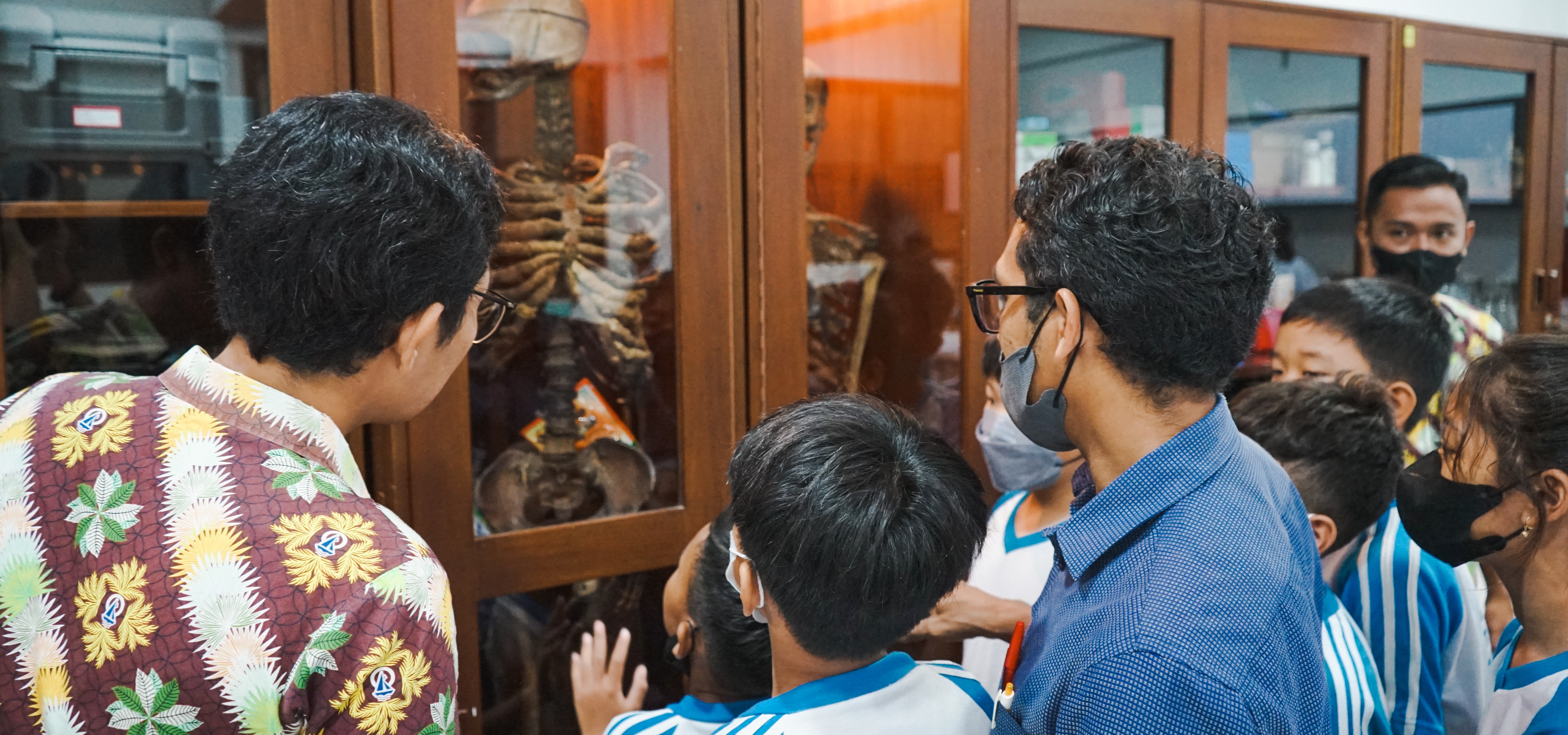 BELAJAR DI KOLESE LOYOLA