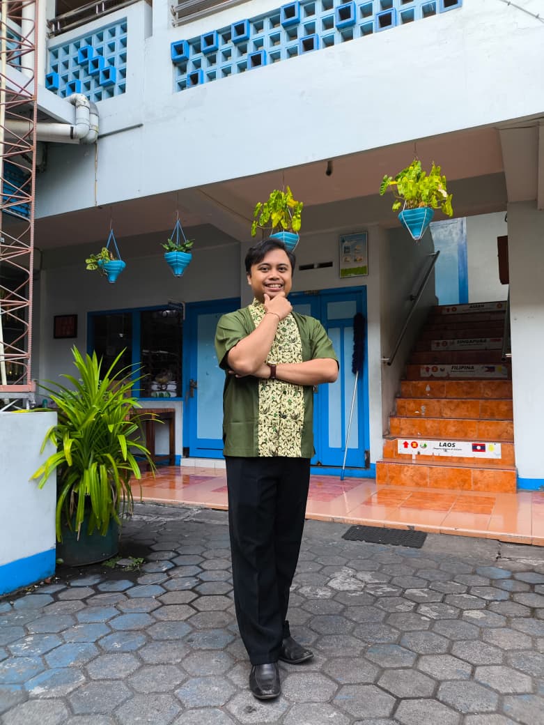 Ignatius Nandya Niantama, S.Fil.