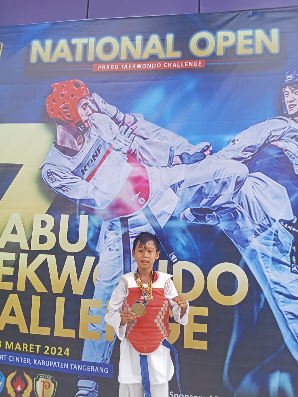 Juara 1 Tingkat Nasional di " Prabu Taekwondo Challenge "