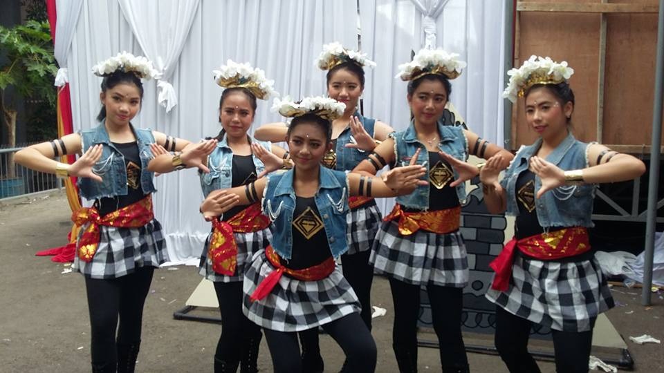 Ekstrakurikuler Modern Dance