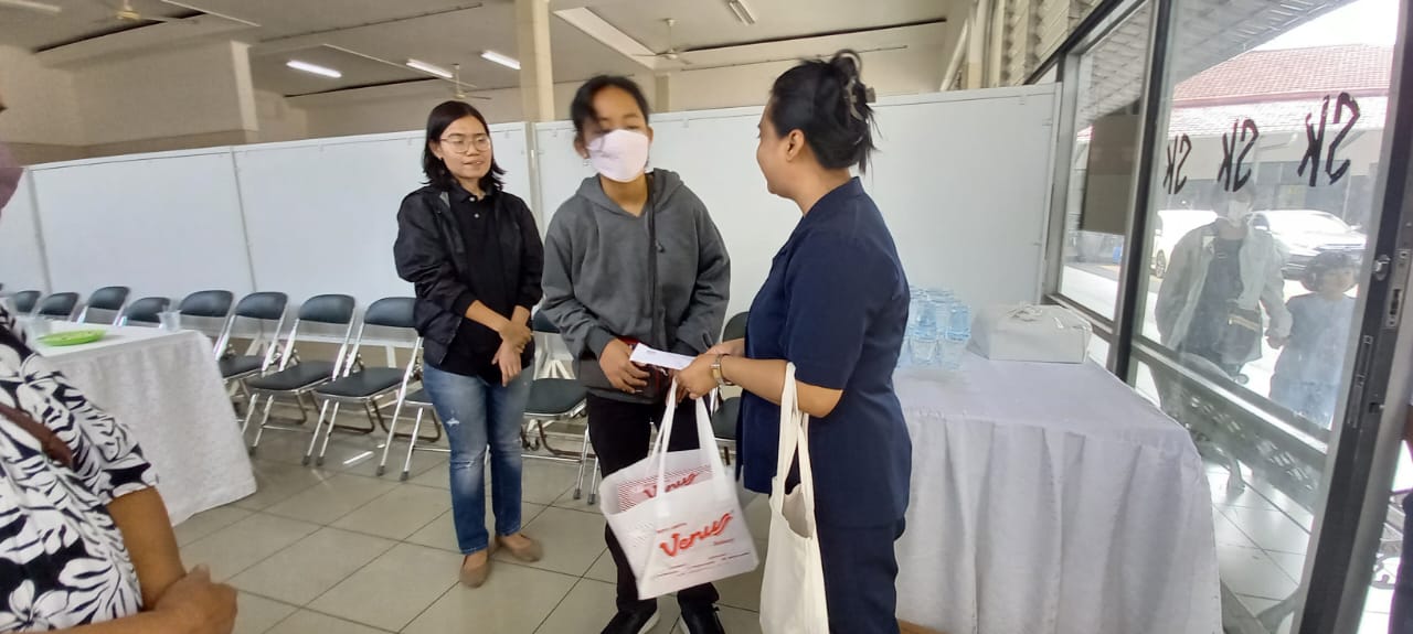Aksi Sosial SMA Mardi Yuana Bogor