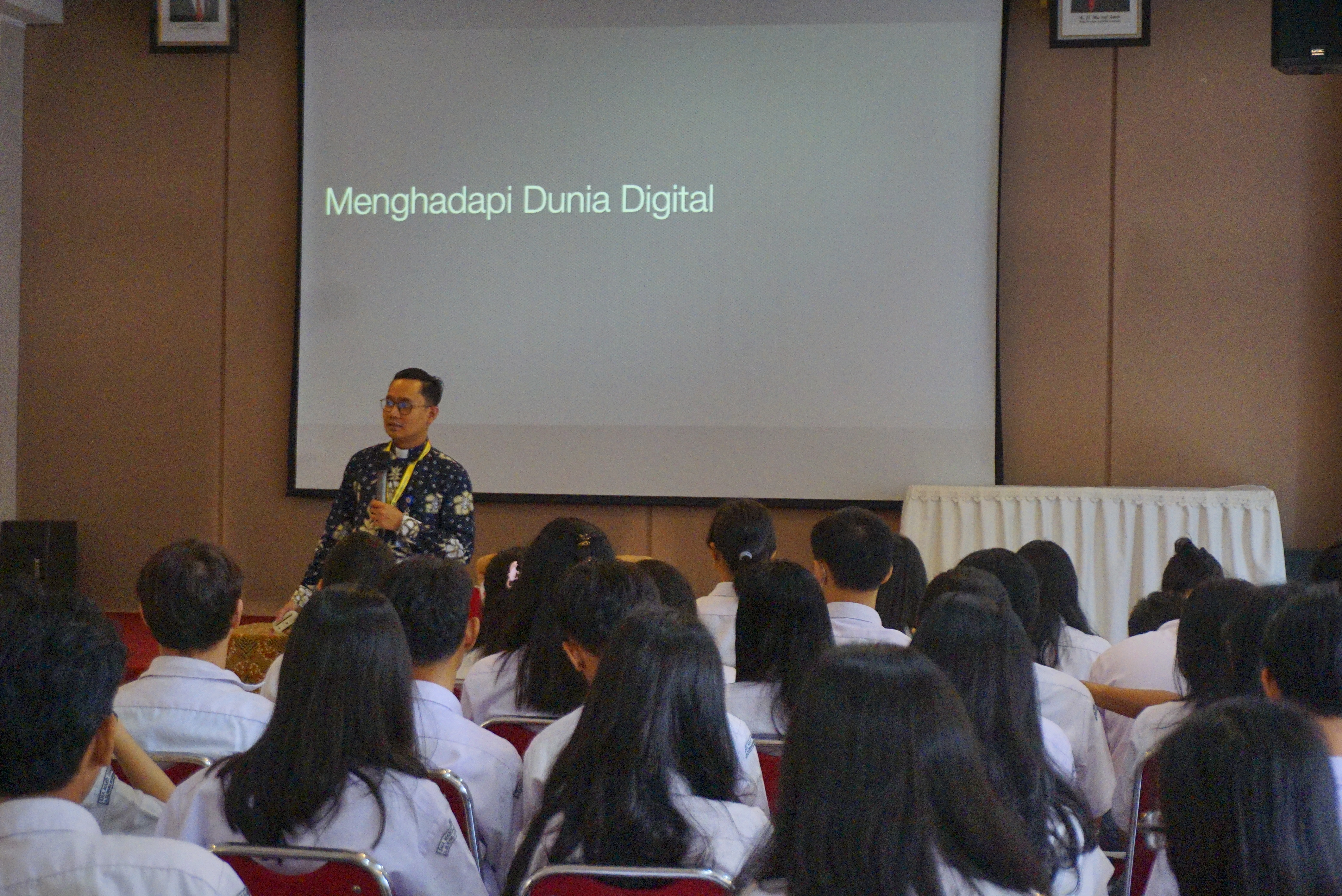 Rekoleksi kelas 10 SMA Mardi Yuana Bogor tahun pelajaran 2024 / 2025