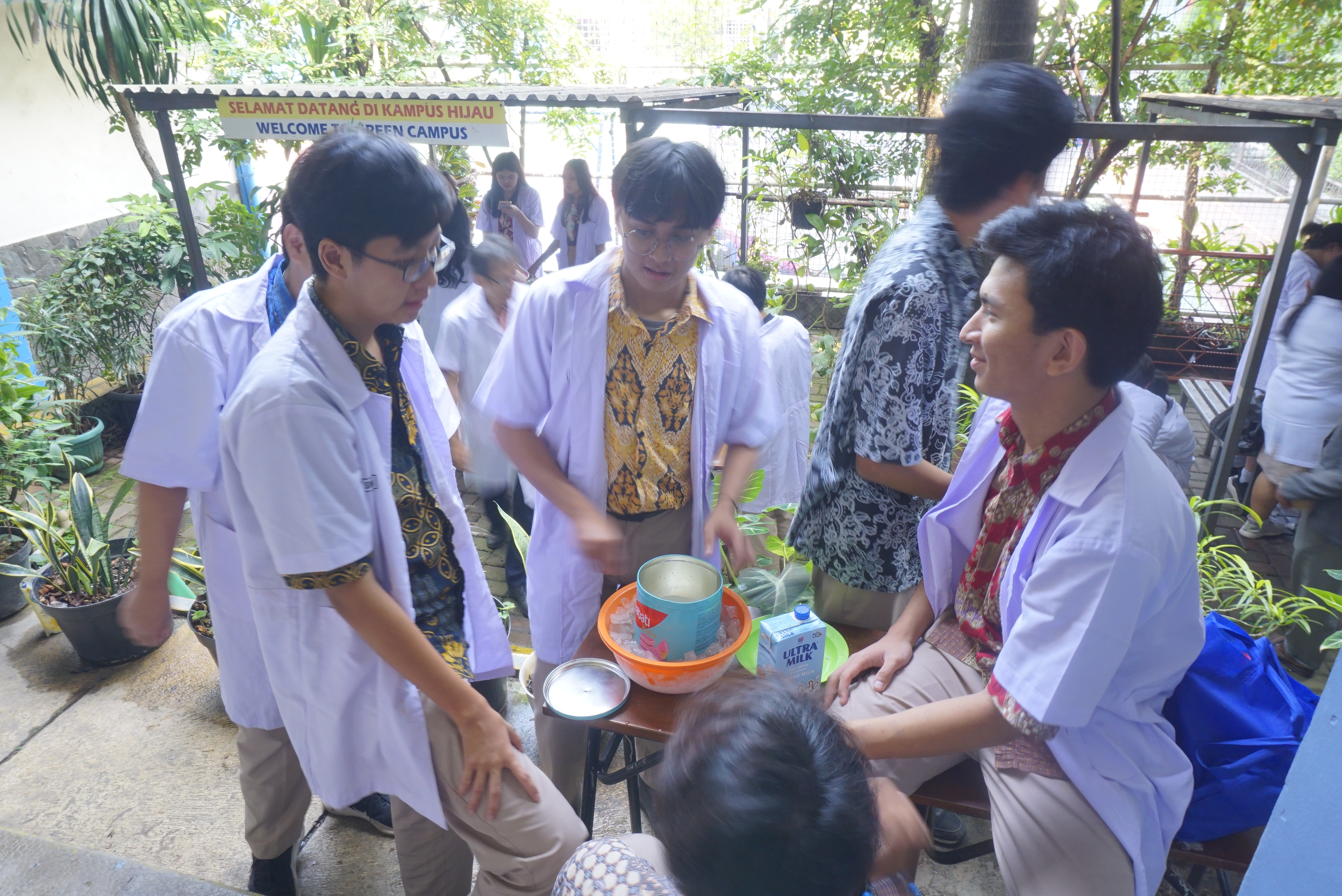 Kegiatan Praktek Mapel Kimia
