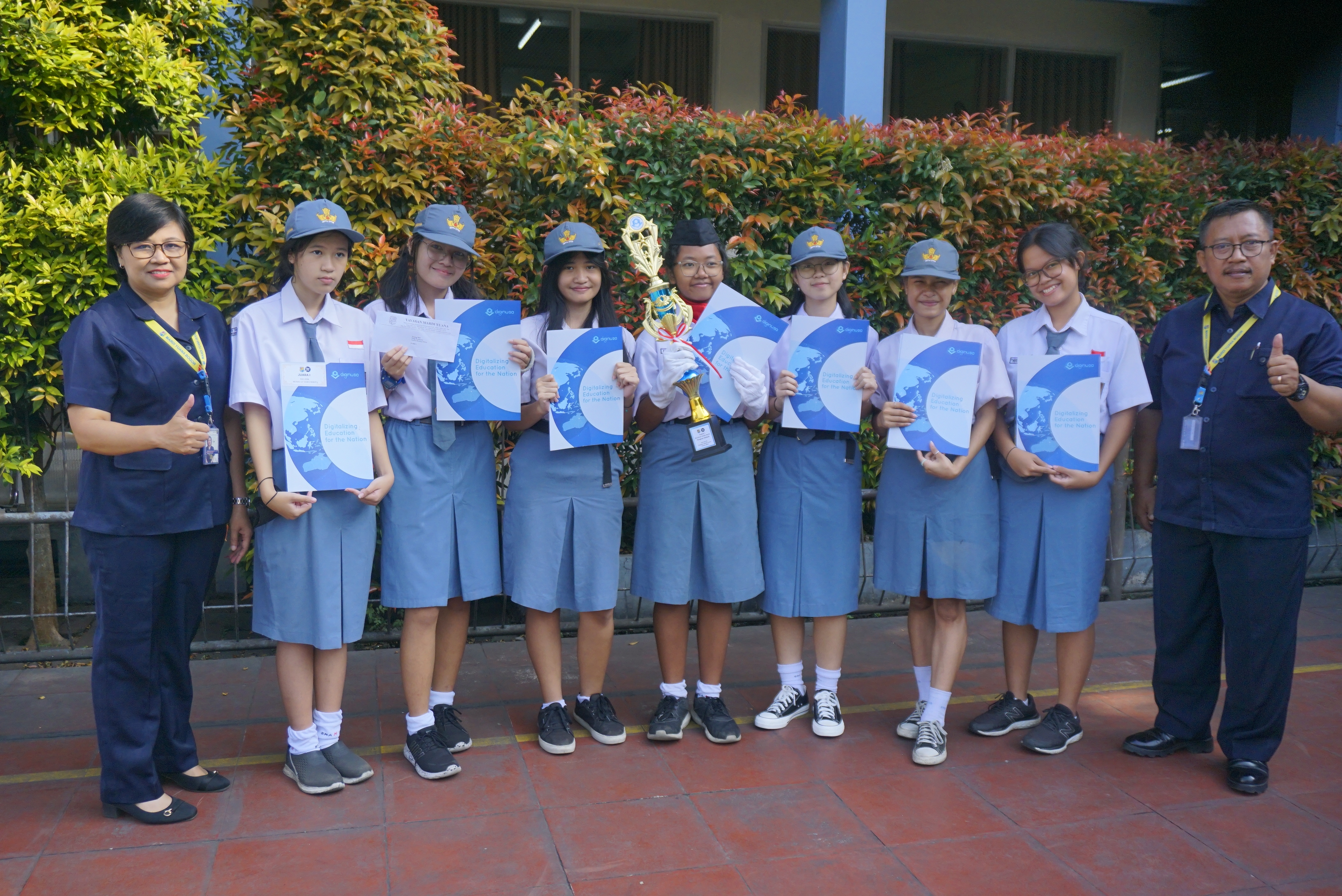 Penghargaan kepada siswa dan siswi