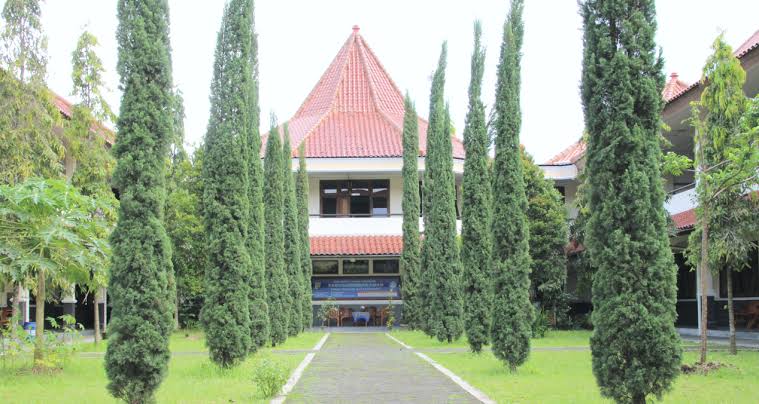 SEJARAH SMP MARDI YUANA