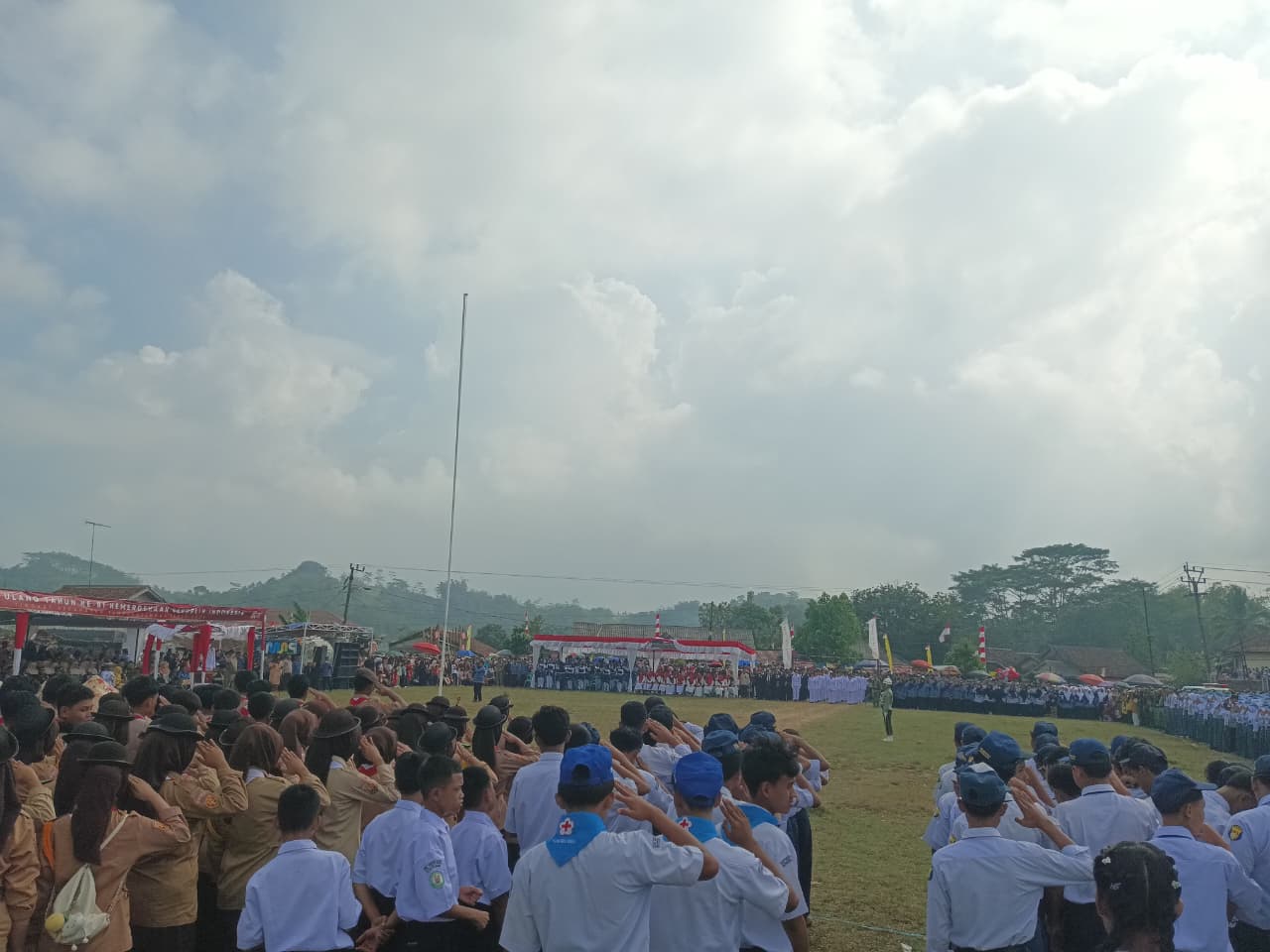 HUT RI