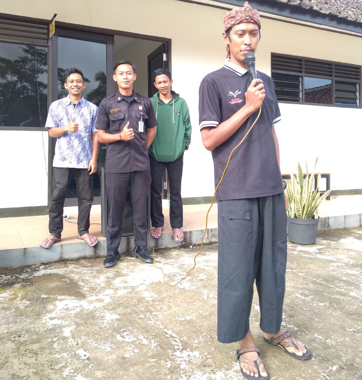 Mieling Poe Basa Indung