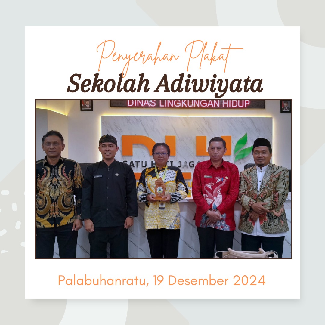 Penyerahan Plakat