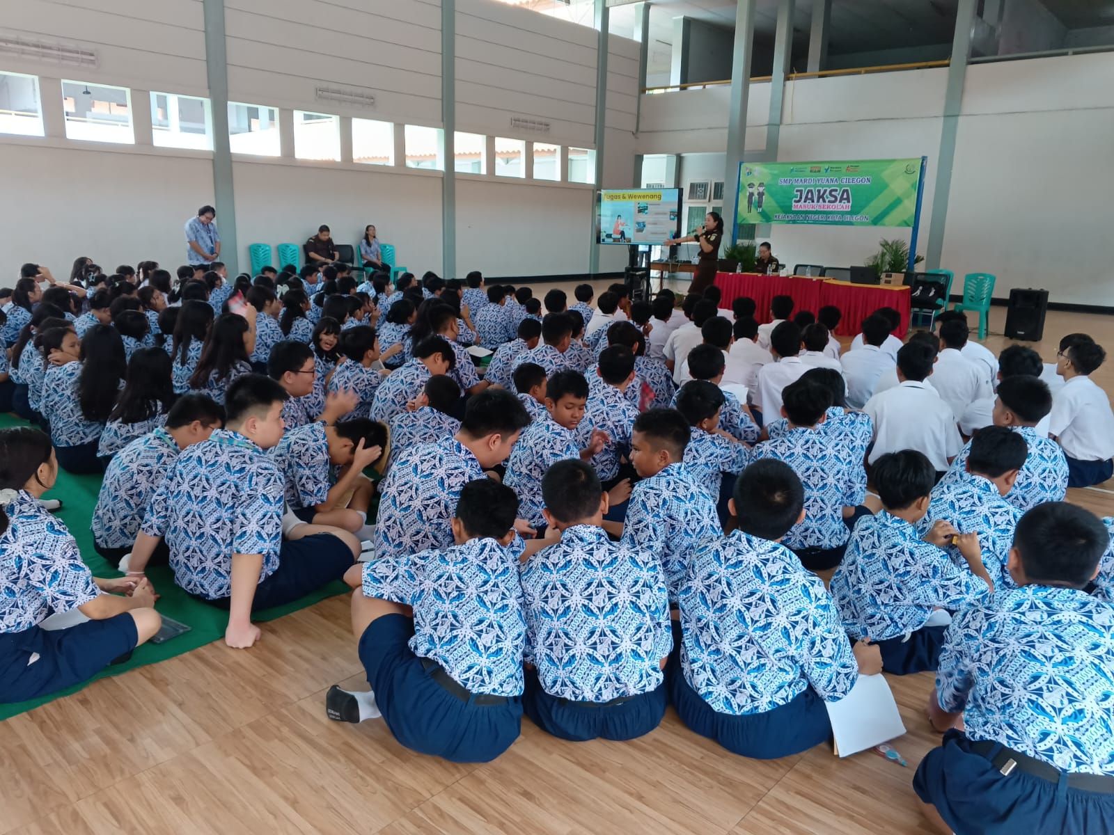 Jaksa Masuk Sekolah