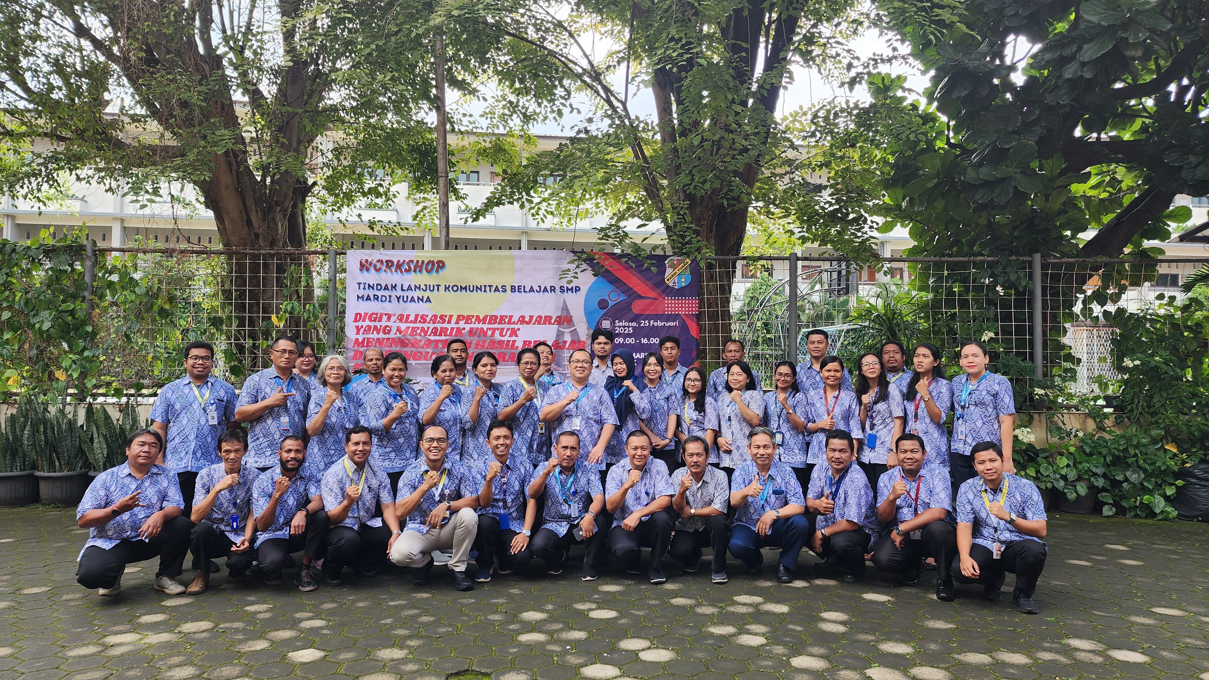 Workshop SMP: DIGITALISASI PEMBELAJARAN YANG MENARIK UNTUK MENINGKATKAN HASIL BELAJAR  DAN PENGUATAN KARAKTER SISWA