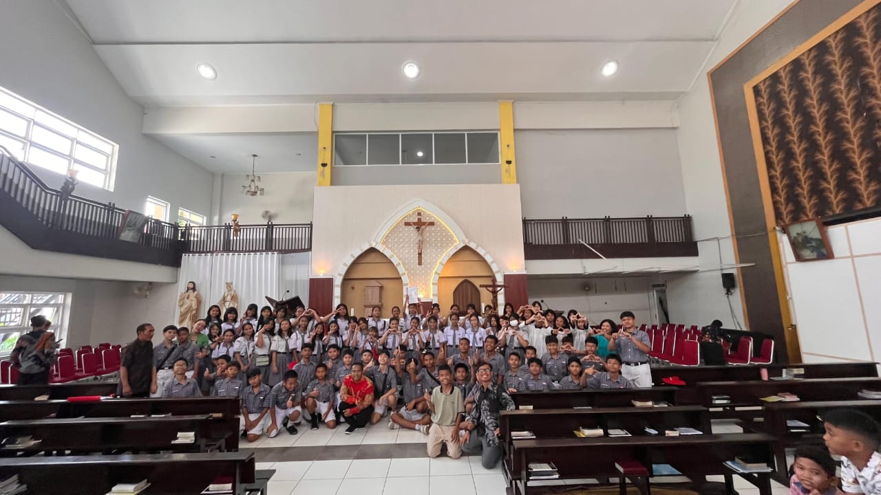 Tugas Koor di GKR Serang