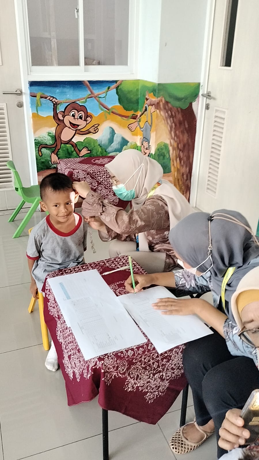 Pemeriksaan THT Murid TK Mardi Yuana Bogor